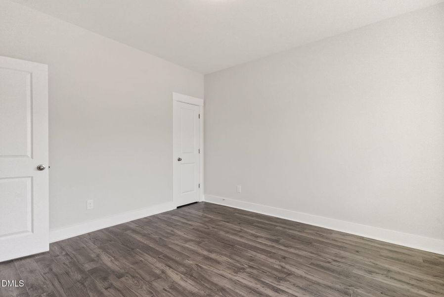 8-web-or-mls-DSC03486 8-web-or-mls-DSC03486