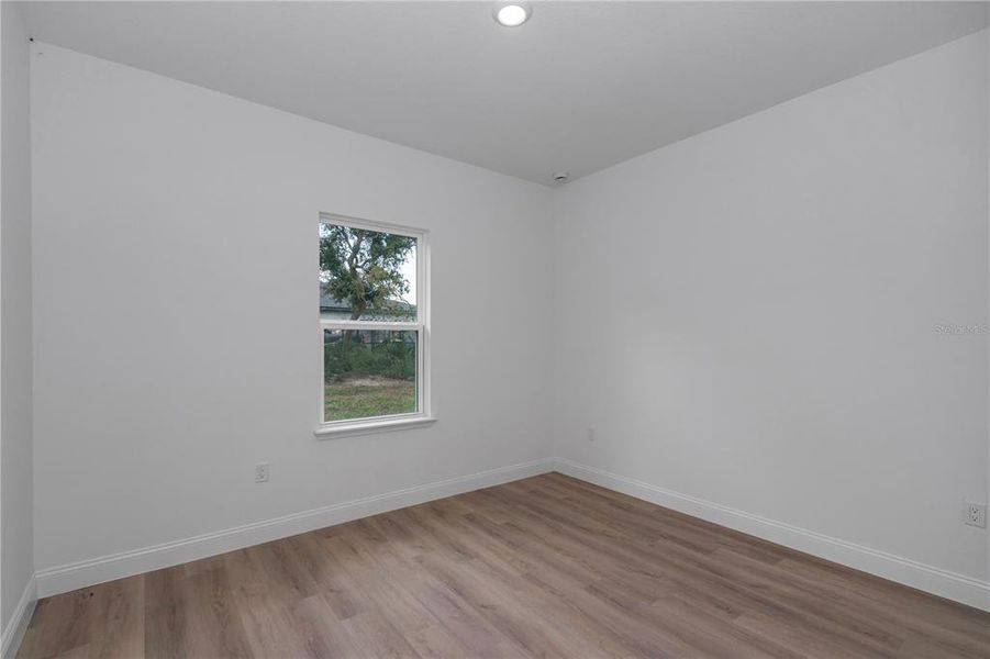 Spacious, unfurnished interior of a new home in , Ocala (Image 39).