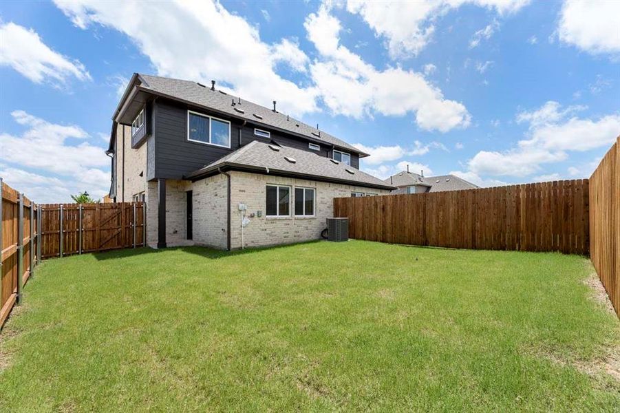 22-451-sweet-spring-lavon-tx-backyard