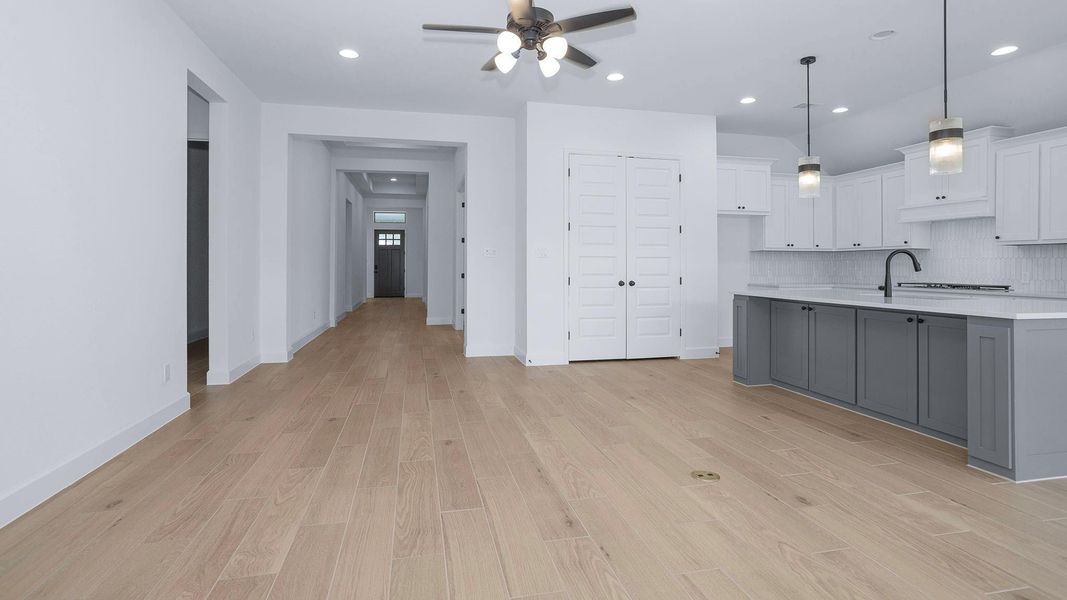 Spacious, unfurnished interior of a new home in COLTON, Todd Mission (Image 7).