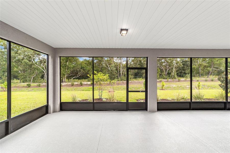Exterior details and patio area of a home in , Ocala (Image 29). Exterior details and patio area of a home in , Ocala (Image 29).
