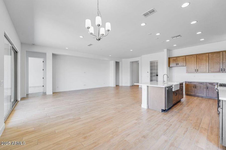 3745 E CAPE MARIGOLD Lane - Ready Now! 3745 E CAPE MARIGOLD Lane - Ready Now!