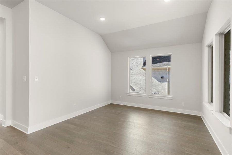 09. 7204 Camilla - Dining (2)