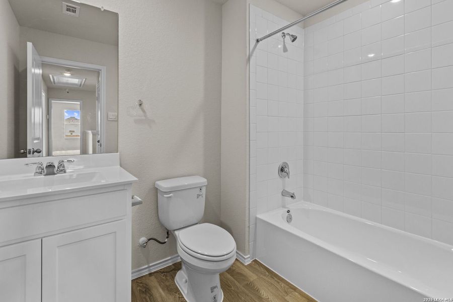 Furnished interior view inside a new home in Swenson Heights, Seguin (Image 6).