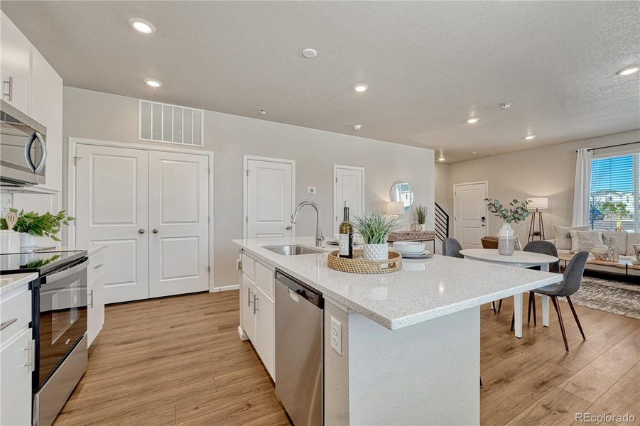 ...quartz countertop...