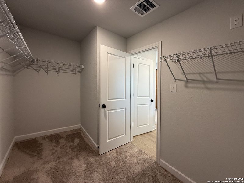 Image 33 of a home in Enclave at Hennersby Hollow 50's. Image 33 of a home in Enclave at Hennersby Hollow 50's.