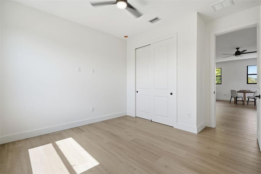 Spacious, unfurnished interior of a new home in , St. Petersburg (Image 56). Spacious, unfurnished interior of a new home in , St. Petersburg (Image 56).