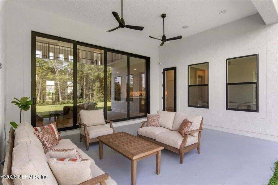 Exterior details and patio area of a home in Tamaya, Jacksonville (Image 33).