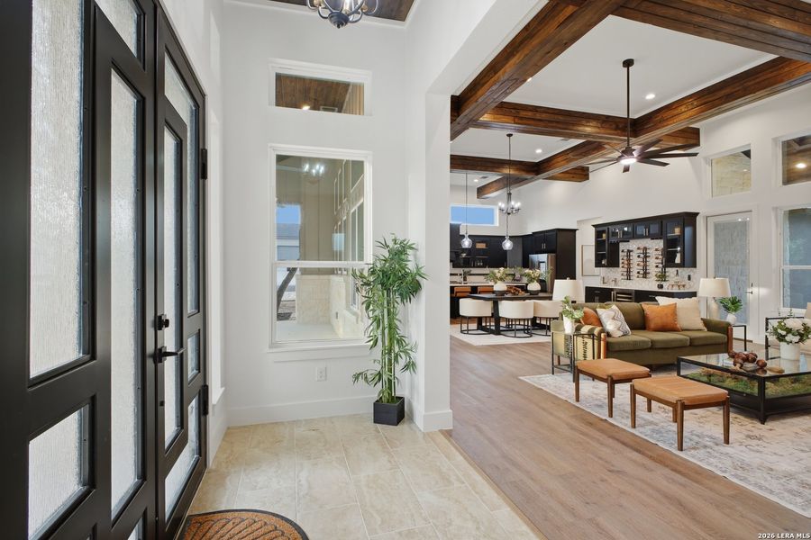 Furnished interior view inside a new home in , Blanco (Image 7).