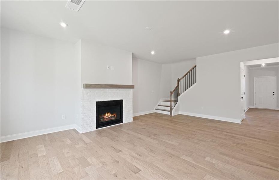 Spacious, unfurnished interior of a new home in Creekside at Skelton, Hoschton (Image 12).