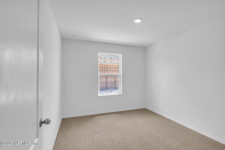 Spacious, unfurnished interior of a new home in Rolling Hills, Green Cove Springs (Image 15).