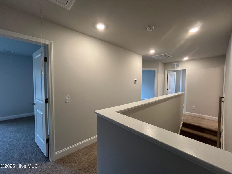 Spacious, unfurnished interior of a new home in Palmetto Creek, Bolivia (Image 24).