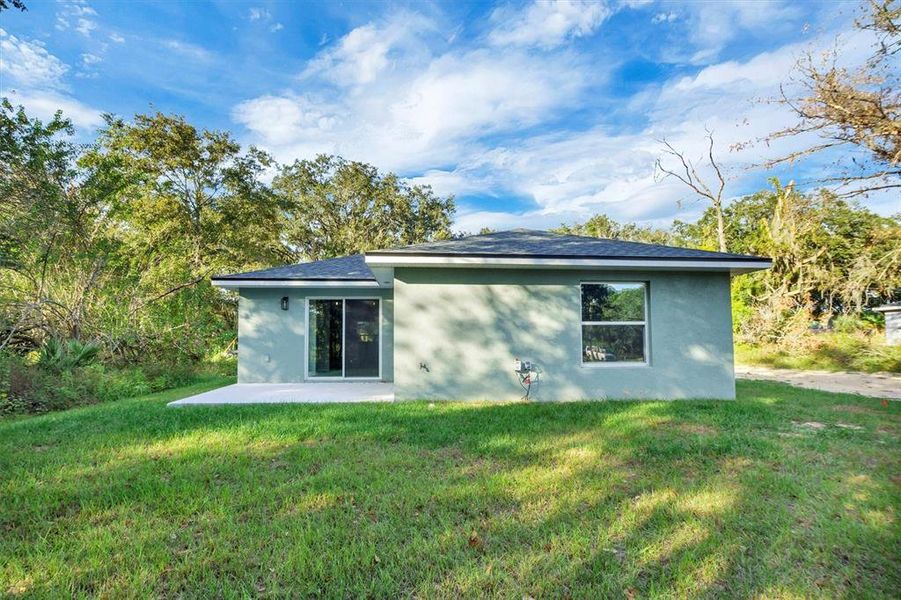 Exterior details and patio area of a home in , Lakeland (Image 20).