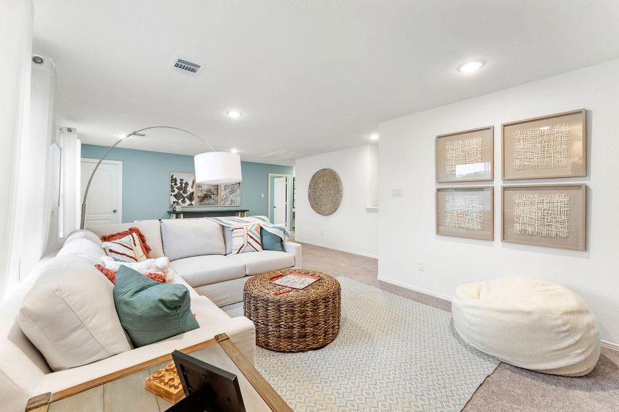 Furnished interior view inside a new home in Valor Park, Bay City (Image 4).