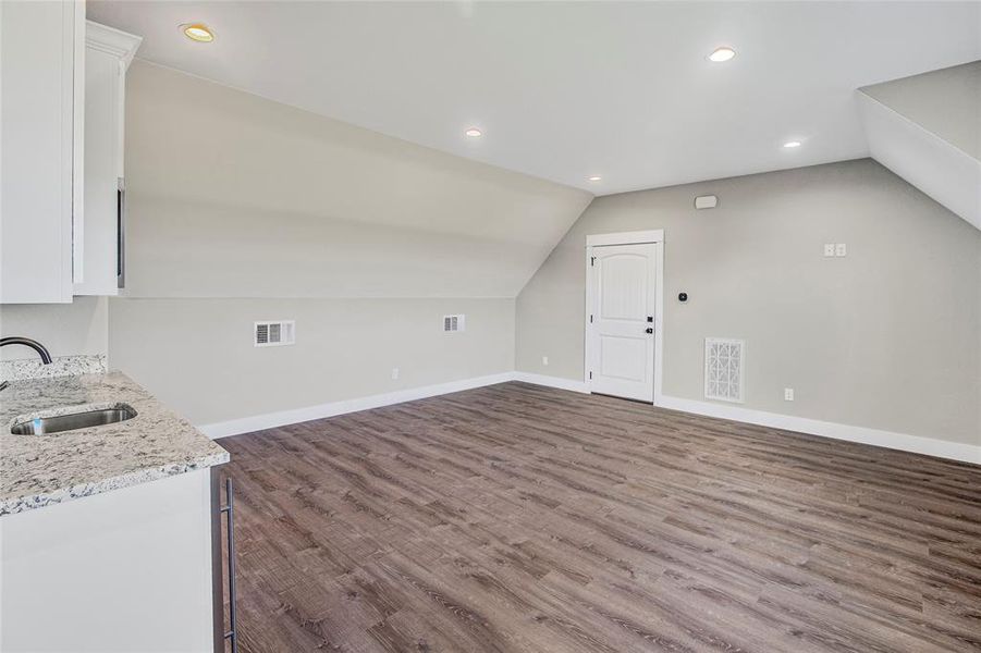 Spacious, unfurnished interior of a new home in , Wills Point (Image 10).