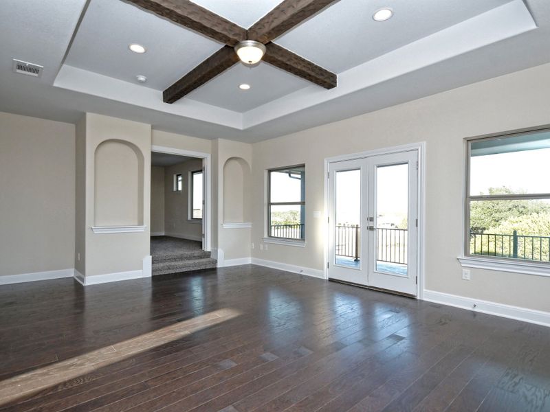 Representative unfurnished interior of a home built from the Santa Barbara II by Giddens Homes in Scofield Farms Estates, Georgetown (Image 123).