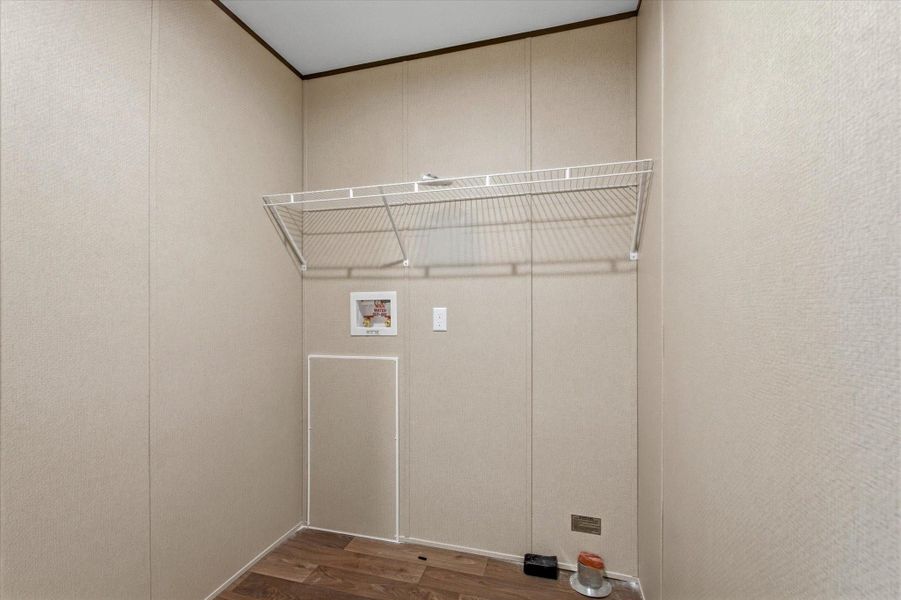 Spacious, unfurnished interior of a new home in , Onalaska (Image 9). Spacious, unfurnished interior of a new home in , Onalaska (Image 9).