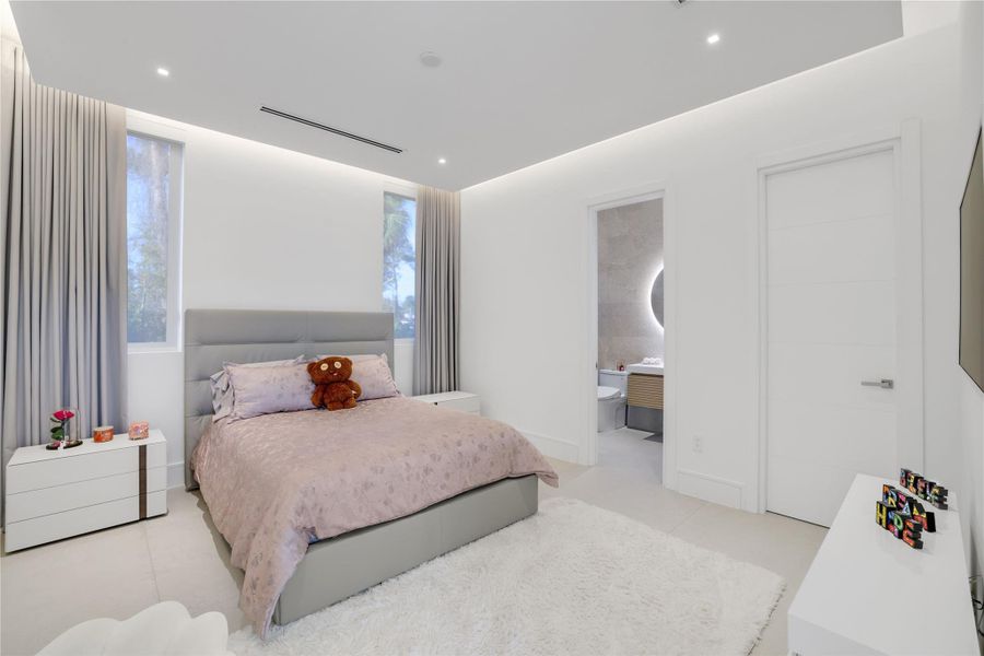 Furnished interior view inside a new home in , Parkland (Image 30).