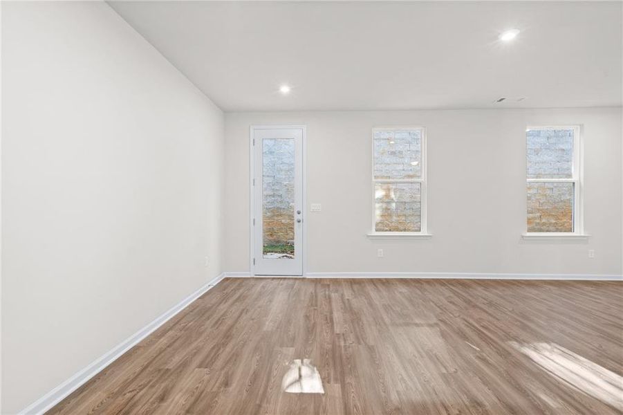 Spacious, unfurnished interior of a new home in The Village at Shallowford, Kennesaw (Image 18).