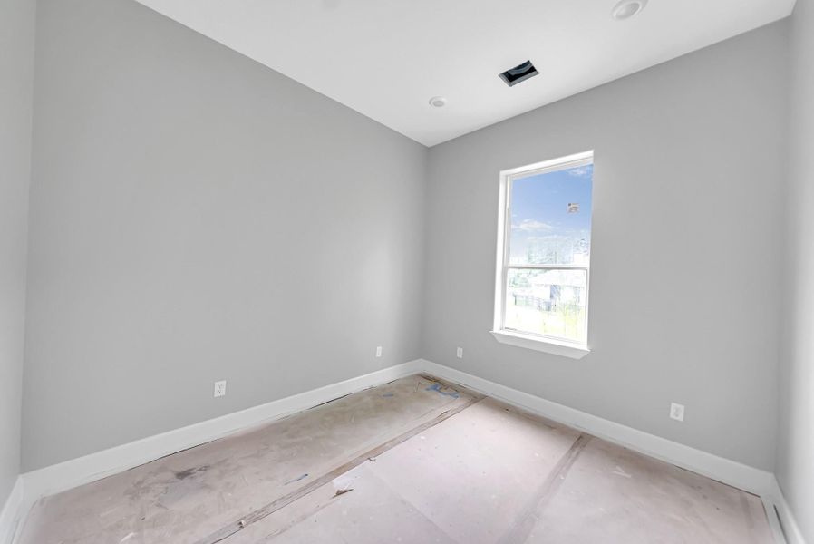 Image 31 of a home in . Image 31 of a home in .