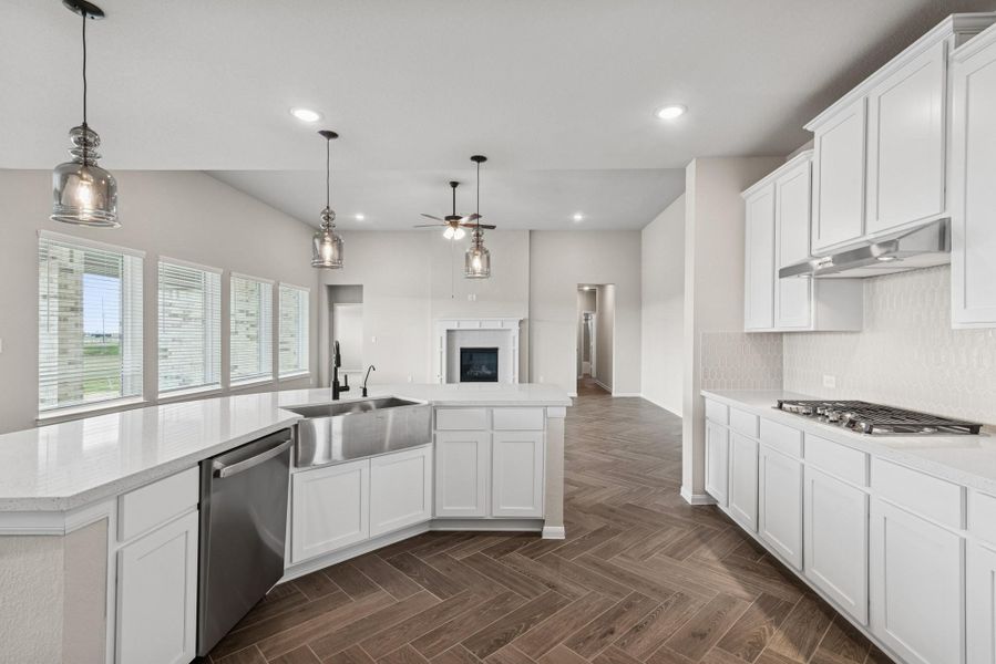 Plenty of cabinet and counter space