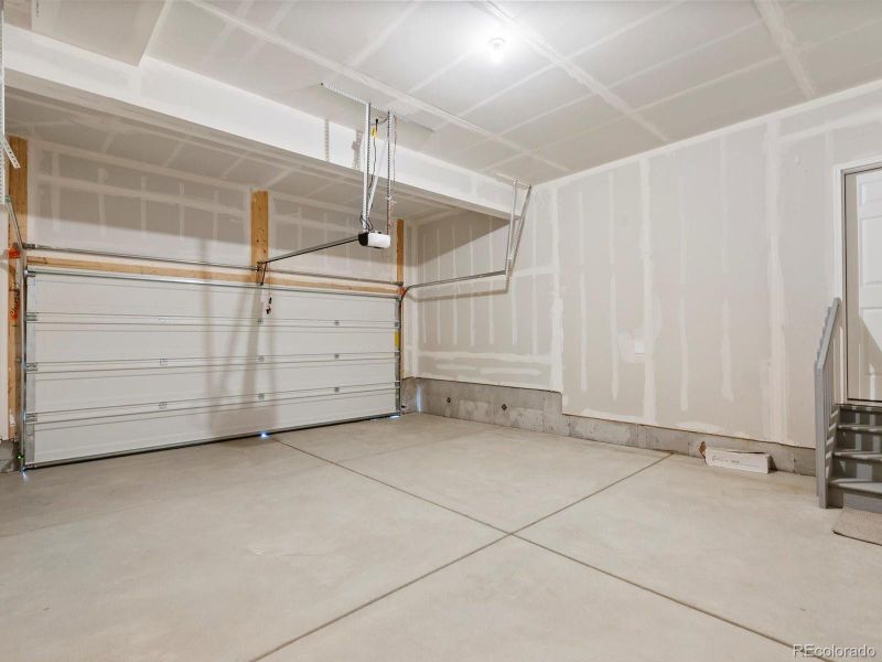 Spacious, unfurnished interior of a new home in Lake Bluff, Greeley (Image 13). Spacious, unfurnished interior of a new home in Lake Bluff, Greeley (Image 13).