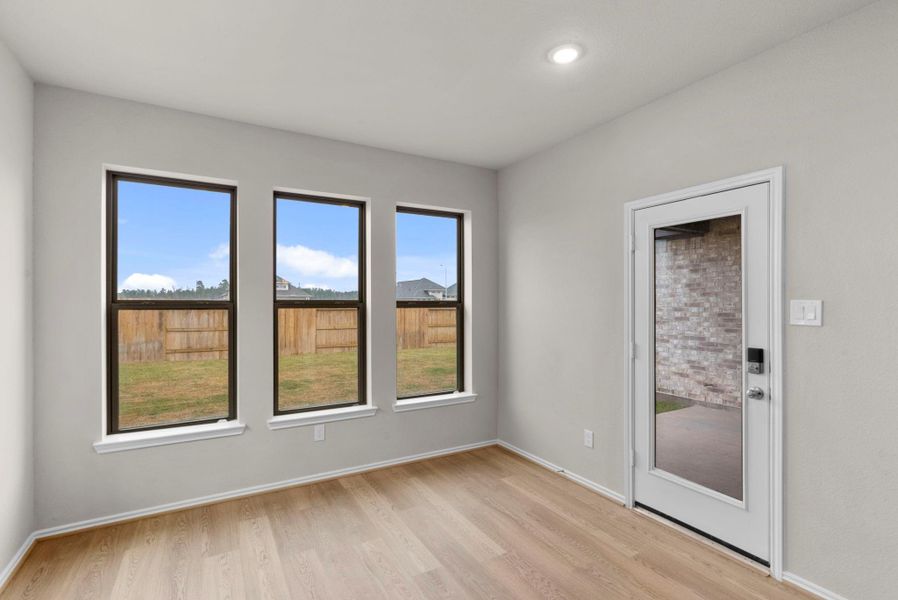 Spacious, unfurnished interior of a new home in Escondido, Magnolia (Image 26).