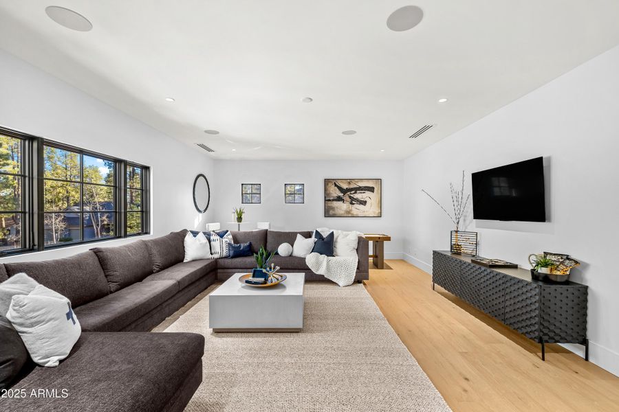 Upstairs Loft/Flex Room Upstairs Loft/Flex Room