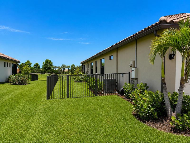 4-backyard_side_of_house