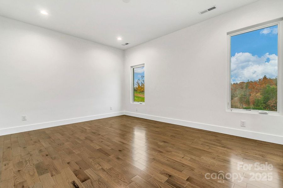 Spacious, unfurnished interior of a new home in , Leicester (Image 34). Spacious, unfurnished interior of a new home in , Leicester (Image 34).
