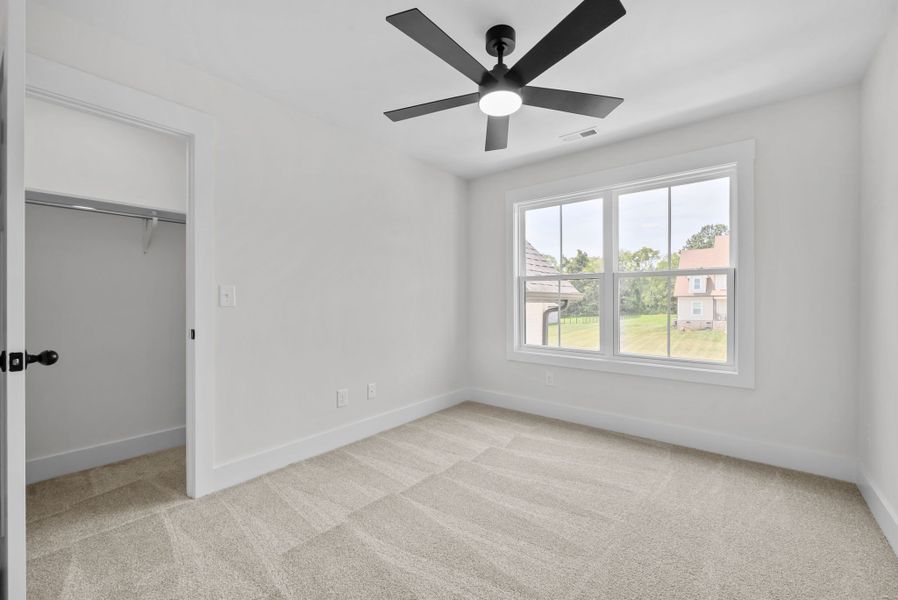 Spacious, unfurnished interior of a new home in Wofford Estates, Clarksville (Image 15).
