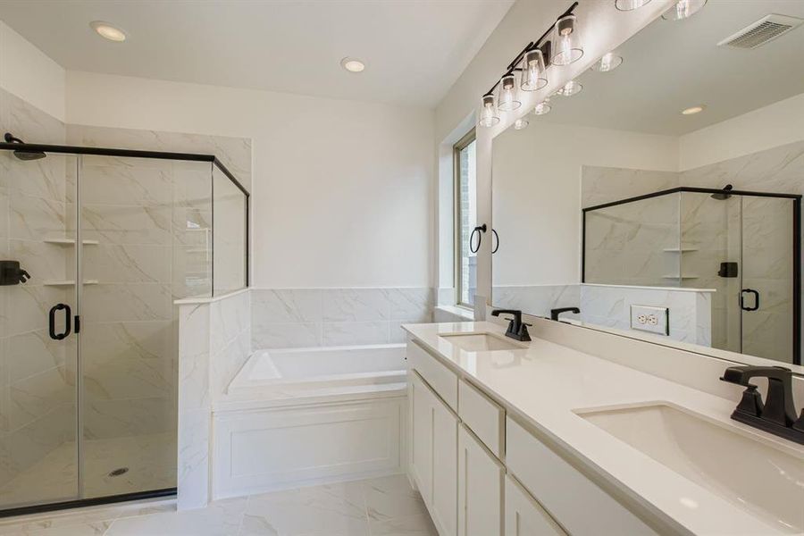 Furnished interior view inside a new home in Hillstead, Lavon (Image 7).