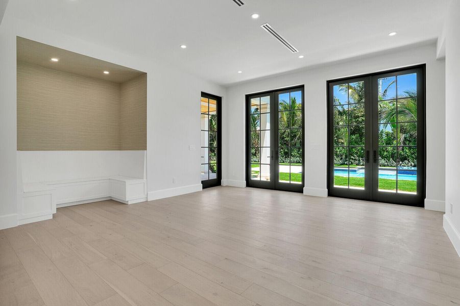 Spacious, unfurnished interior of a new home in , West Palm Beach (Image 18). Spacious, unfurnished interior of a new home in , West Palm Beach (Image 18).