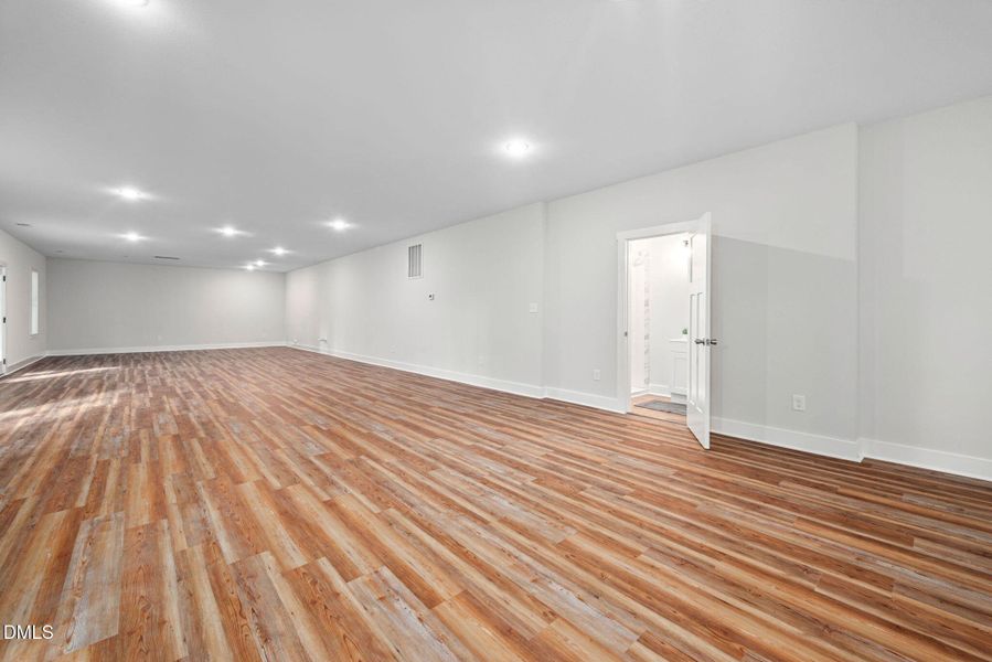 53-web-or-mls-139-clear-water-rd