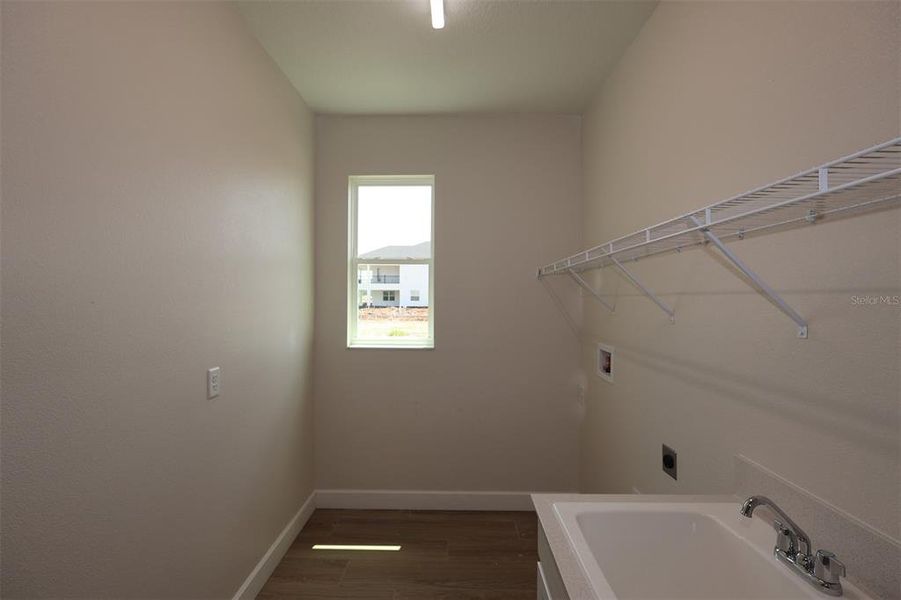 Spacious, unfurnished interior of a new home in Solace at Corner Lake, Orlando (Image 17). Spacious, unfurnished interior of a new home in Solace at Corner Lake, Orlando (Image 17).