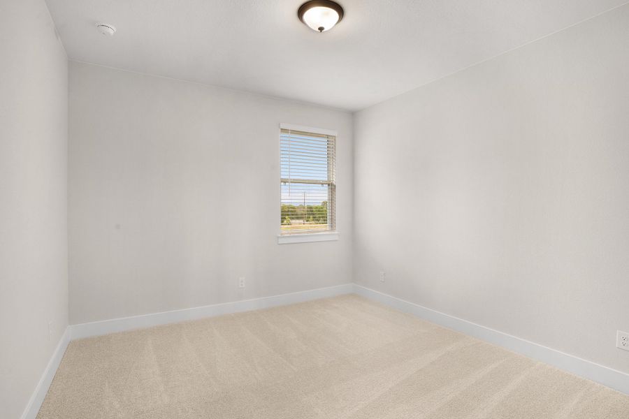 Spacious, unfurnished interior of a new home in Broken Oak, Georgetown (Image 28).