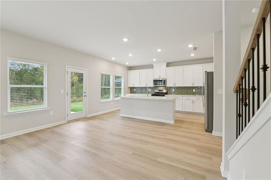 Spacious, unfurnished interior of a new home in Preserve at Mountain Creek, Pendergrass (Image 26).