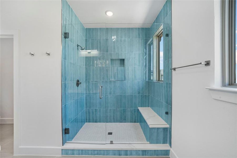 Furnished interior view inside a new home in , Farmers Branch (Image 10).