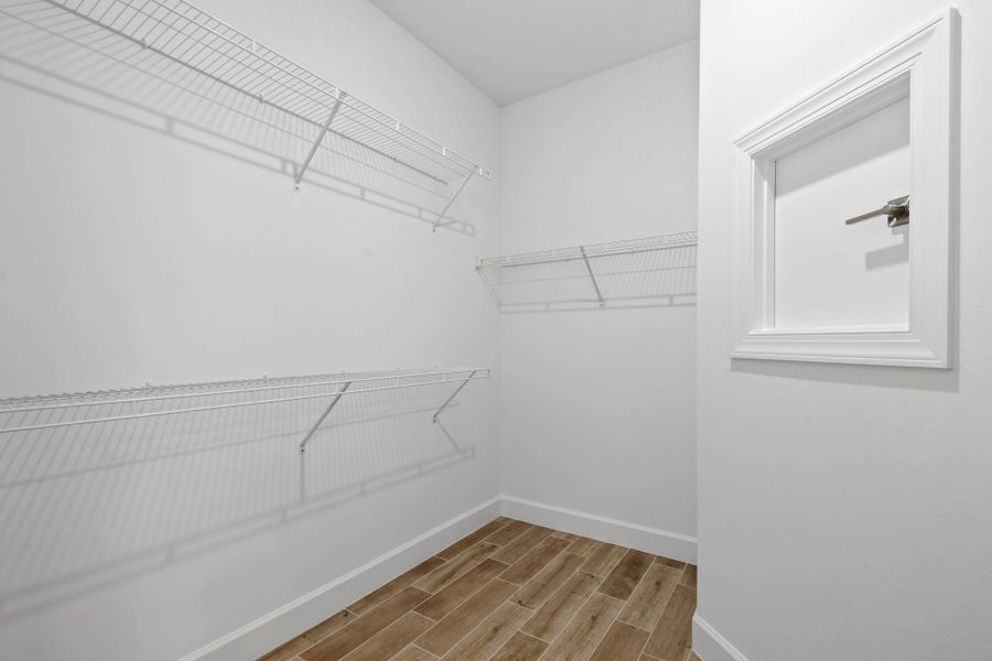 Spacious, unfurnished interior of a new home in Harbor Isle, Vero Beach (Image 25).