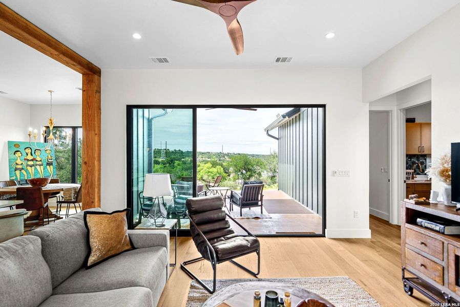 Furnished interior view inside a new home in , Buchanan Dam (Image 10).