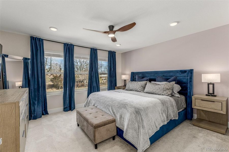 Primary with ensuite Primary with ensuite