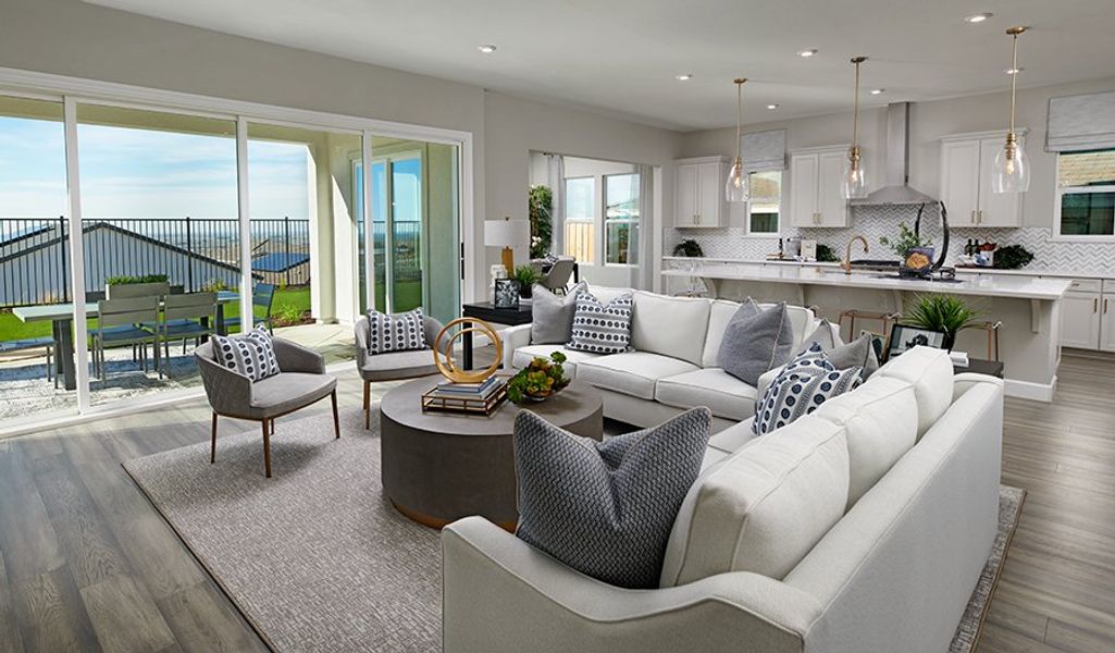 Daniel-N21D-StoneBluffAtWhiteRockSpringsRanch Great Room