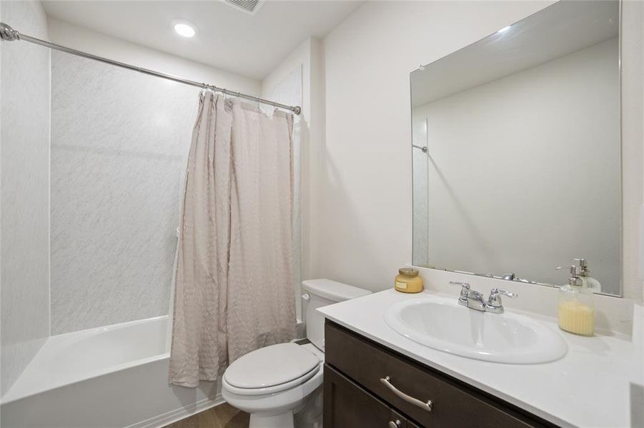 Bathroom Bathroom