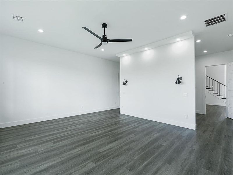 Spacious, unfurnished interior of a new home in , Gunter (Image 22). Spacious, unfurnished interior of a new home in , Gunter (Image 22).