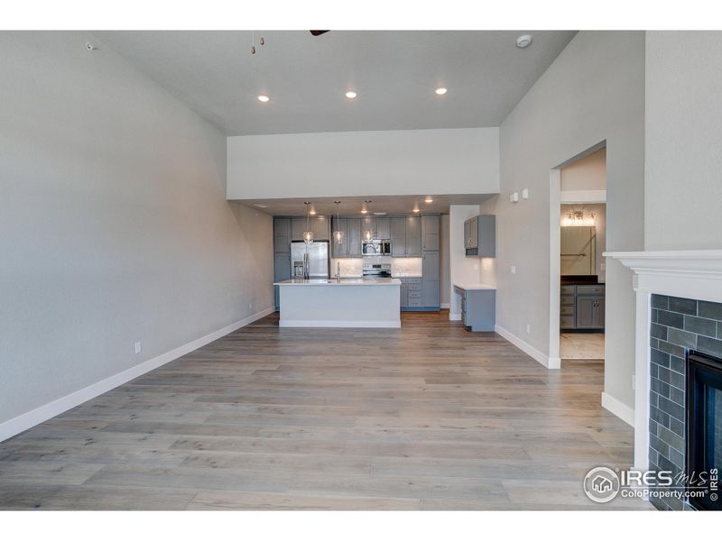 Spacious, unfurnished interior of a new home in Highlands at Fox Hill - The Flats, Longmont (Image 20). Spacious, unfurnished interior of a new home in Highlands at Fox Hill - The Flats, Longmont (Image 20).