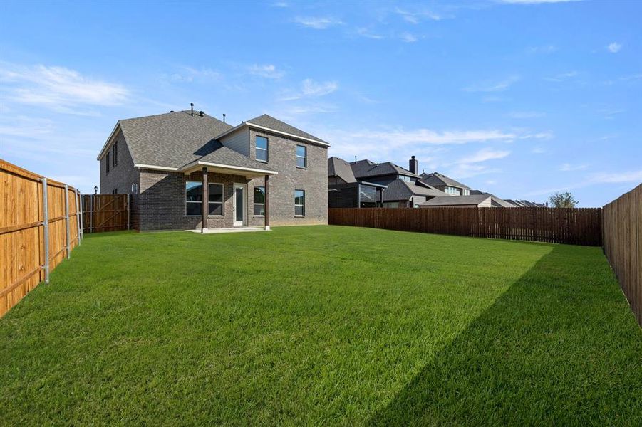 1041 Moss Grove-Back-1