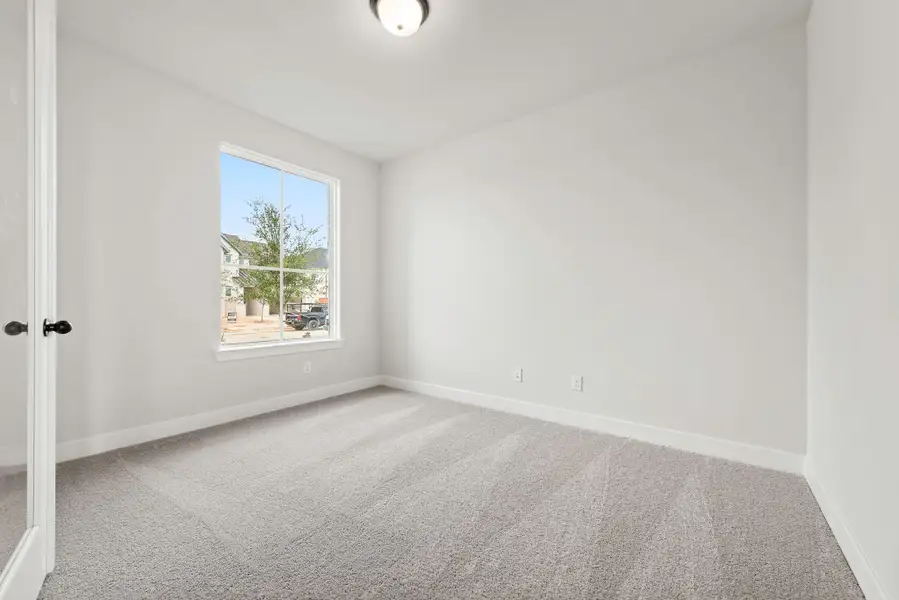 Spacious, unfurnished interior of a new home in Elyson - 60', Katy (Image 10). Spacious, unfurnished interior of a new home in Elyson - 60', Katy (Image 10).