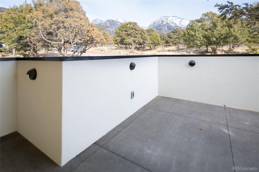 Image 39 of a home in .