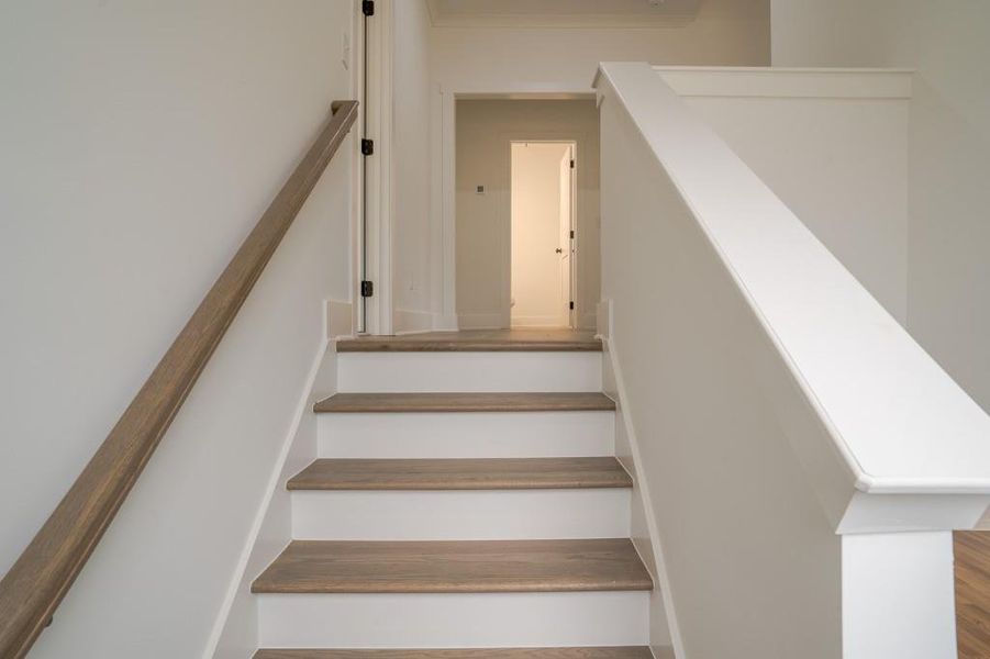 Spacious, unfurnished interior of a new home in Pinegate, Covington (Image 28).