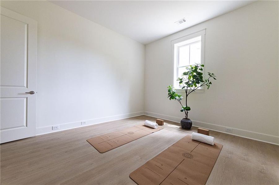 Spacious, unfurnished interior of a new home in , Atlanta (Image 26).